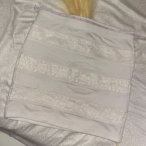 White skirt Forever 21